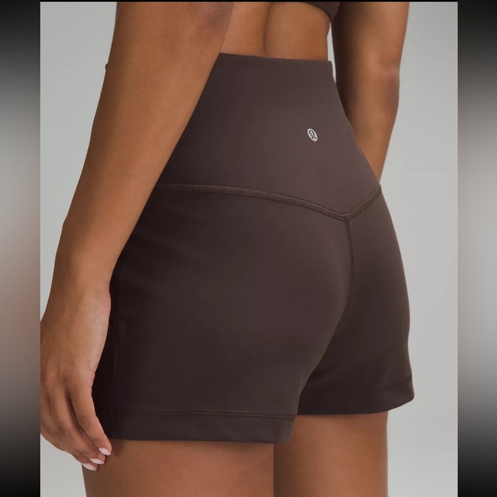 Lululemon Espresso Align Classic Fit High Rise Short in 3” Size 6